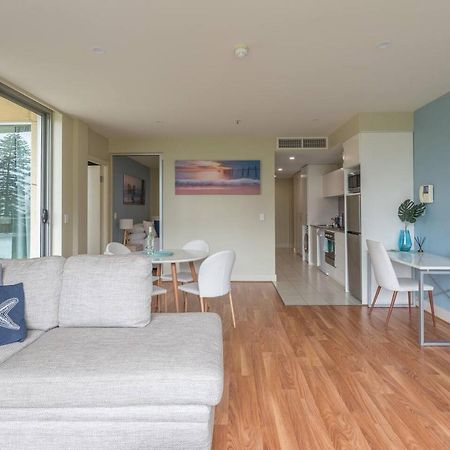 Beachside Luxury Apartments One & Two Bedroom In Beachfront Oaks Pier Building Glenelg Luaran gambar