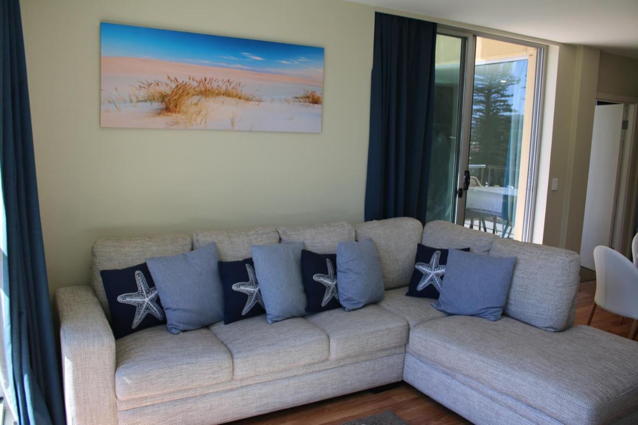 Beachside Luxury Apartments One & Two Bedroom In Beachfront Oaks Pier Building Glenelg Luaran gambar